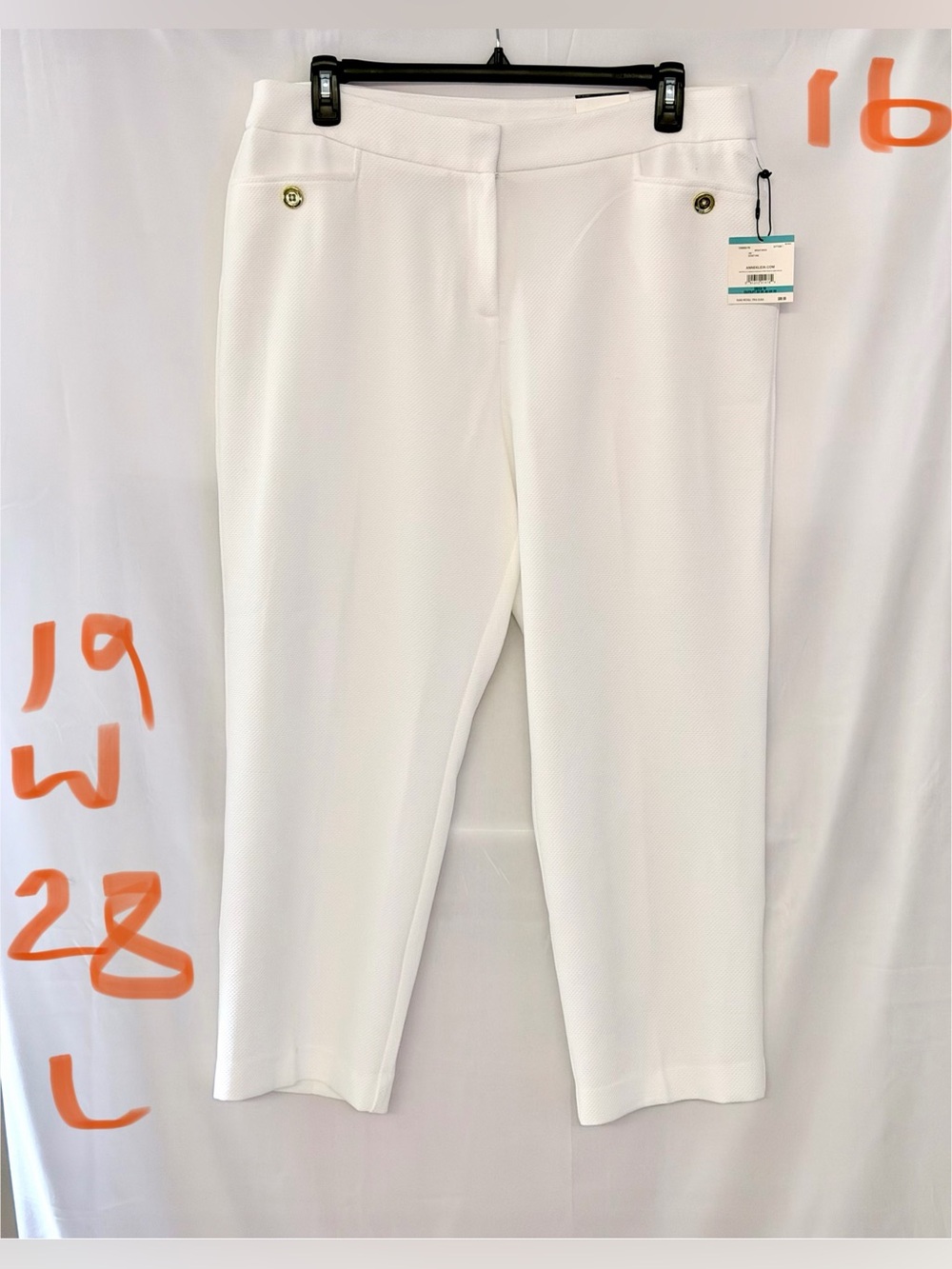Anne Klein White Cropped Pull-On Ankle Pants with Gold Buttons